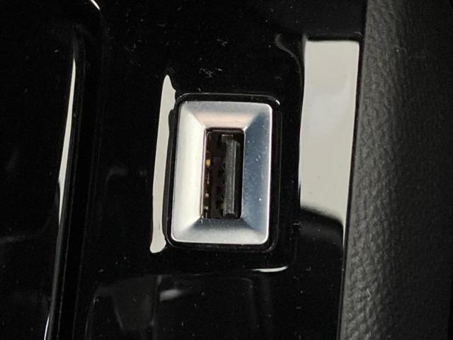 ２０８ ２０８ＧＴプレミアムエディション　パノラマルーフ／保証書／純正　メモリーナビ／衝突安全装置／シートヒーター　前席／車線逸脱防止支援システム／シート　ハーフレザー／ドライブレコーダー　社外／ヘッドランプ　ＬＥＤ　サンルーフ　ターボ（24枚目）