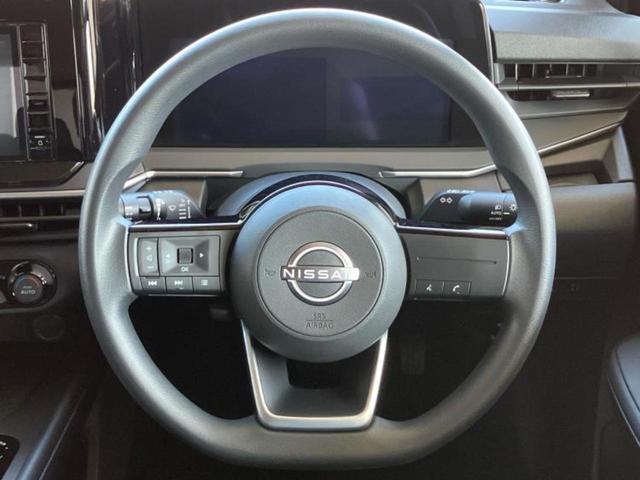 ノート Ｘ９０シュウネンキネンシャ　保証書／純正　９インチ　メモリーナビ／インテリジェントルームミラー／エマージェンシーブレーキ／アラウンドビューモニター／車線逸脱防止支援システム／シート　合皮／ドライブレコーダー　純正　全周囲カメラ（14枚目）