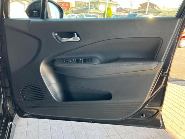 ノート Ｘ９０シュウネンキネンシャ　保証書／純正　９インチ　メモリーナビ／インテリジェントルームミラー／エマージェンシーブレーキ／アラウンドビューモニター／車線逸脱防止支援システム／シート　合皮／ドライブレコーダー　純正　全周囲カメラ（21枚目）