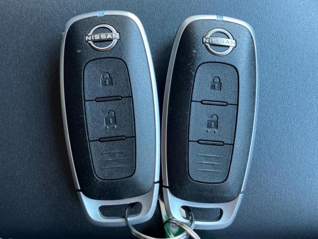 ノート Ｘ９０シュウネンキネンシャ　保証書／純正　９インチ　メモリーナビ／インテリジェントルームミラー／エマージェンシーブレーキ／アラウンドビューモニター／車線逸脱防止支援システム／シート　合皮／ドライブレコーダー　純正　全周囲カメラ（37枚目）