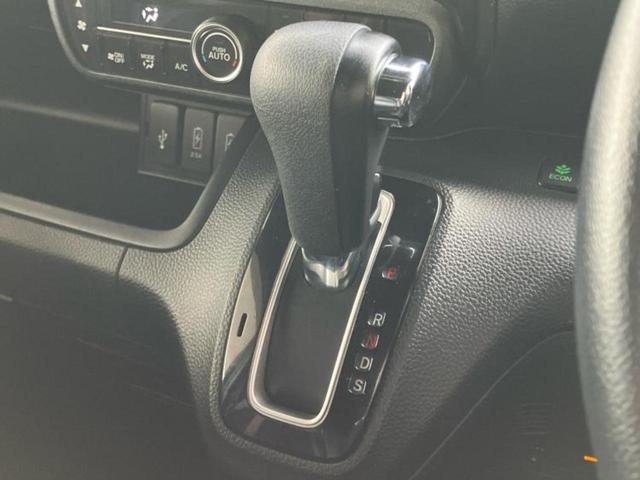 N-BOXカスタム G・Lターボホンダセンシング 新品タイヤ/保証書/純正 8インチ SDナビ/ホンダセンシング/両側電動スライドドア/車線逸脱防止支援システム/シート ハーフレザー/ドライブレコーダー 純正/ヘッドランプ LED ターボ DVD再生(18枚目)