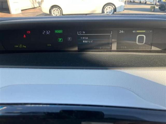 プリウス Ａツーリングセレクション　新品タイヤ／保証書／純正　９インチ　ＳＤナビ／トヨタセーフティセンス／シートヒーター　前席／パノラミックビューモニター／シート　合皮／パーキングアシスト　自動操舵／ドライブレコーダー　前後　ＤＶＤ再生（17枚目）