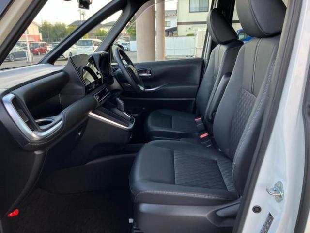 ノア ハイブリッドS-Z 保証書/ディスプレイオーディオ+ナビ10インチ/フリップダウンモニター 純正 13.2インチ/トヨタセーフティセンス/両側電動スライドドア/シートヒーター 前席/パノラミックビューモニター DVD再生(7枚目)