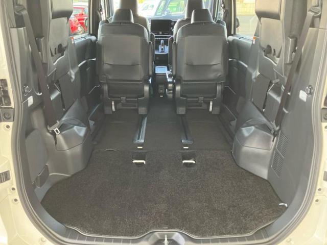 ノア ハイブリッドS-Z 保証書/ディスプレイオーディオ+ナビ10インチ/フリップダウンモニター 純正 13.2インチ/トヨタセーフティセンス/両側電動スライドドア/シートヒーター 前席/パノラミックビューモニター DVD再生(21枚目)