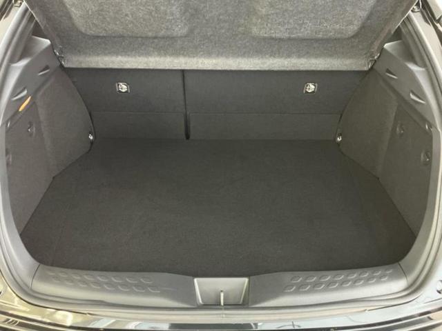 C-HR G 新品タイヤ/保証書/ディスプレイオーディオ8インチ/トヨタセーフティセンス/シートヒーター 前席/パノラミックビューモニター/車線逸脱防止支援システム/シート ハーフレザー 衝突被害軽減システム(19枚目)