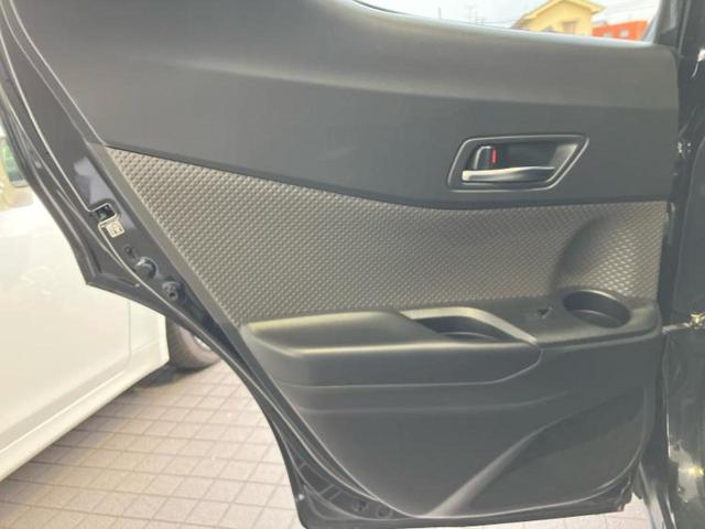 C-HR G 新品タイヤ/保証書/ディスプレイオーディオ8インチ/トヨタセーフティセンス/シートヒーター 前席/パノラミックビューモニター/車線逸脱防止支援システム/シート ハーフレザー 衝突被害軽減システム(24枚目)