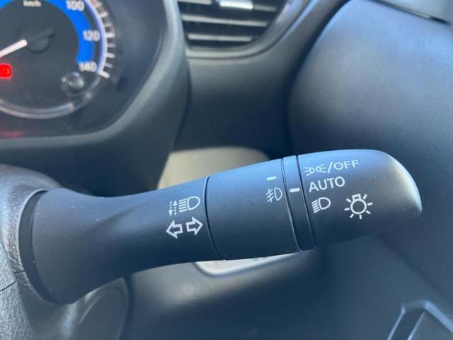 デリカミニ Ｇ　新品タイヤ／保証書／衝突安全装置／ハンズフリー電動スライドドア／シートヒーター　前席／車線逸脱防止支援システム／シート　ハーフレザー／ヘッドランプ　ＬＥＤ／ＥＢＤ付ＡＢＳ／横滑り防止装置　バックカメラ（12枚目）