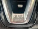 WECARSでは各商談席に大型モニターをご用意しております!見やすい大画面でゆったりと全国の在庫をご覧いただけます!是非ご来店お待ちしております!