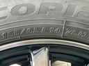 WECARSの展示場では実際に見て、触ってお車をお選びいただけます!知識の豊富な営業スタッフが様々なカーライフをご提案いたします!
