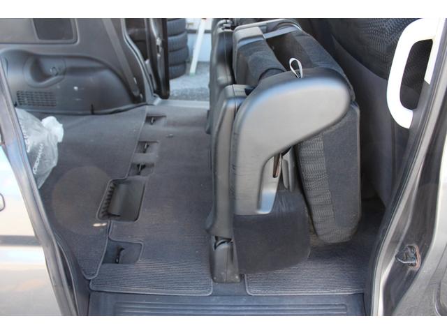 ステップワゴン Ｇ　４ＷＤ　アイドリングストップ装着後期モデル　フルセグナビ　ブルートゥース　バックカメラ　ＵＳＢ　ＥＴＣ　ＮＸ７１１　１５インチアルミ（36枚目）