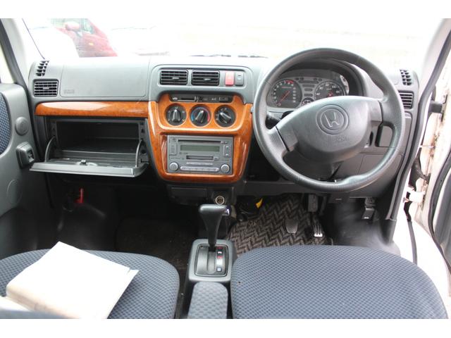 近隣の当店へ関係のある取引先の方が用途が変わったと検査丸々の車を下取りに出され、軽トラをお求めになりました　タイベル交換済　車検も９年１０月　タイヤとバッテリー交換納車　現物確認頂ける方のみ販売します