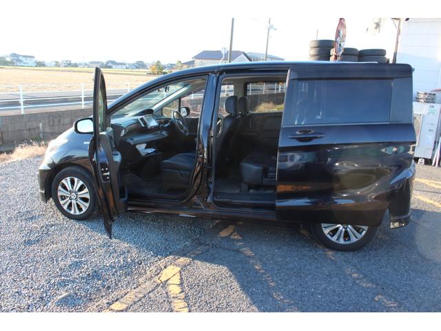 フリードハイブリッド ジャストセレクション　フルセグナビ　バックカメラ　左右パワースライドドア　スマートキー二個　オートライトＨＩＤ　ＥＴＣ　純正アルミ（13枚目）