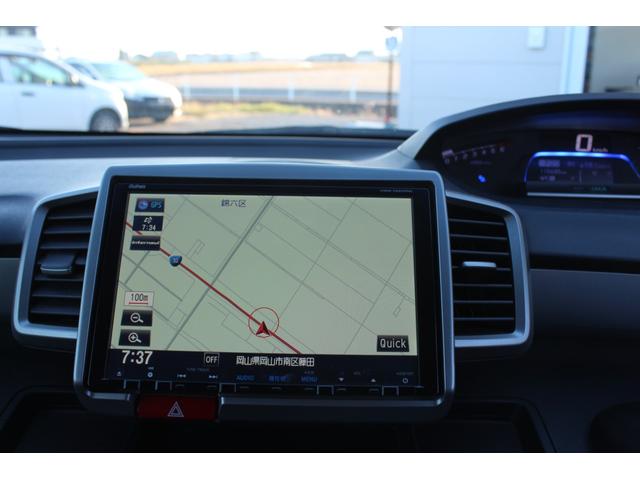 フリードハイブリッド ジャストセレクション　フルセグナビ　バックカメラ　左右パワースライドドア　スマートキー二個　オートライトＨＩＤ　ＥＴＣ　純正アルミ（14枚目）