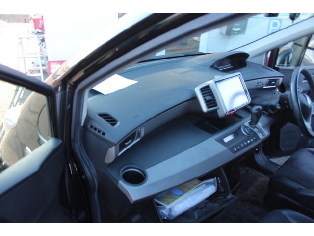 フリードハイブリッド ジャストセレクション　フルセグナビ　バックカメラ　左右パワースライドドア　スマートキー二個　オートライトＨＩＤ　ＥＴＣ　純正アルミ（23枚目）