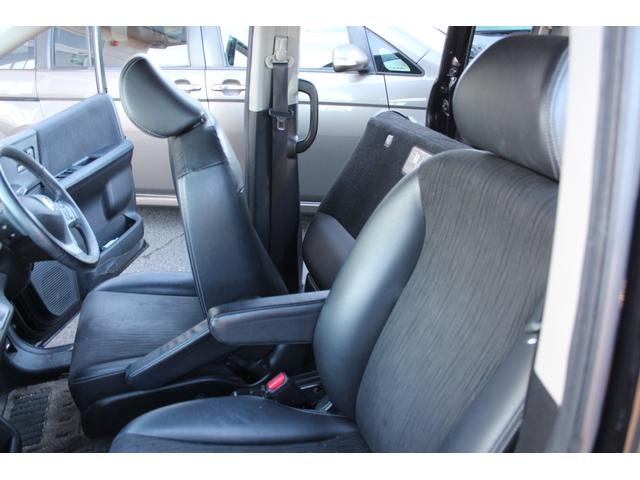 フリードハイブリッド ジャストセレクション　フルセグナビ　バックカメラ　左右パワースライドドア　スマートキー二個　オートライトＨＩＤ　ＥＴＣ　純正アルミ（28枚目）