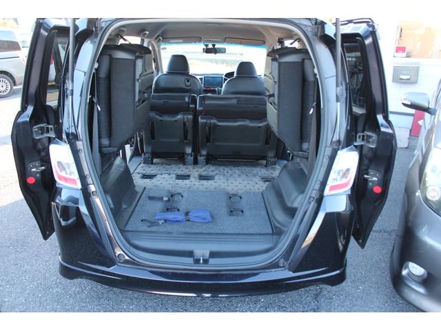 フリードハイブリッド ジャストセレクション　フルセグナビ　バックカメラ　左右パワースライドドア　スマートキー二個　オートライトＨＩＤ　ＥＴＣ　純正アルミ（40枚目）