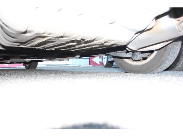 フリードハイブリッド ジャストセレクション　フルセグナビ　バックカメラ　左右パワースライドドア　スマートキー二個　オートライトＨＩＤ　ＥＴＣ　純正アルミ（46枚目）