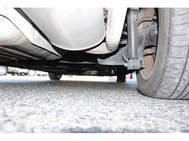 フリードハイブリッド ジャストセレクション　フルセグナビ　バックカメラ　左右パワースライドドア　スマートキー二個　オートライトＨＩＤ　ＥＴＣ　純正アルミ（49枚目）