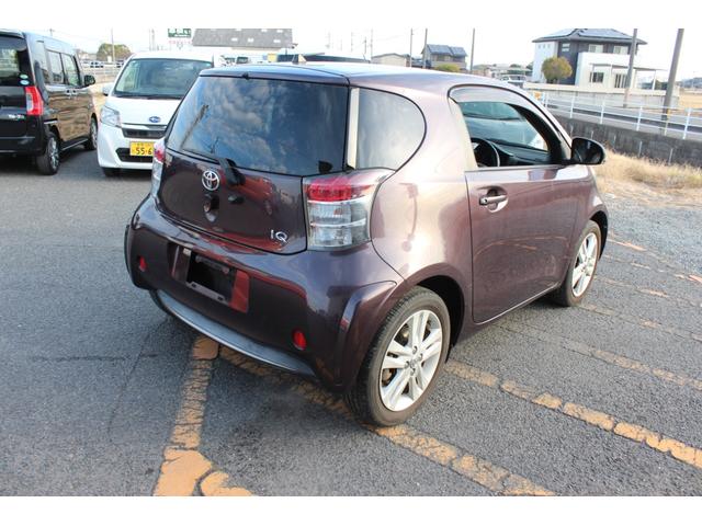 TOYOTA IQ 130G LEATHER PACKAGE