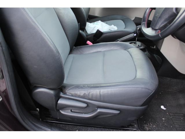 TOYOTA IQ 130G LEATHER PACKAGE