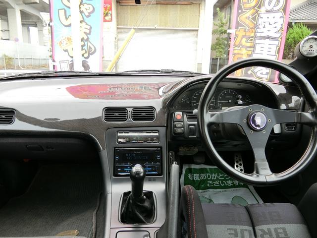タイプIII 5MT ターボ SR20エンジン エアロ 外品16AW テイン車高調 外品マフラー エアクリ ブースト計 モモステ バケットシート CD フル装備 タイミングチェーン式(13枚目)