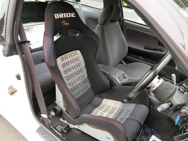 タイプIII 5MT ターボ SR20エンジン エアロ 外品16AW テイン車高調 外品マフラー エアクリ ブースト計 モモステ バケットシート CD フル装備 タイミングチェーン式(15枚目)