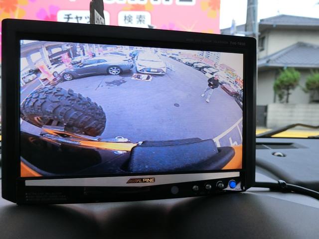 ベースグレード 左H 4WD 外20AW リフトアップ 外マフラー 背面タイヤ HID 大型4連フォグ 後席モニター サンルーフ 黒本革 PWシート シートH HDDナビ フルセグTV バックカメラ メッキパーツ(17枚目)