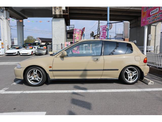 ＶＴｉ　ベージュ全塗装　Ｄ１５Ｂエンジン　ＶＴＥＣ　スーパーアドバン１５ＡＷ　クァンタム車高調　ゼロファイターセンターマフラー　外アーム　外インテーク　外エキマニ　エアクリ　ＰＳ　ＰＷ　タイミングベルト交換済(5枚目)