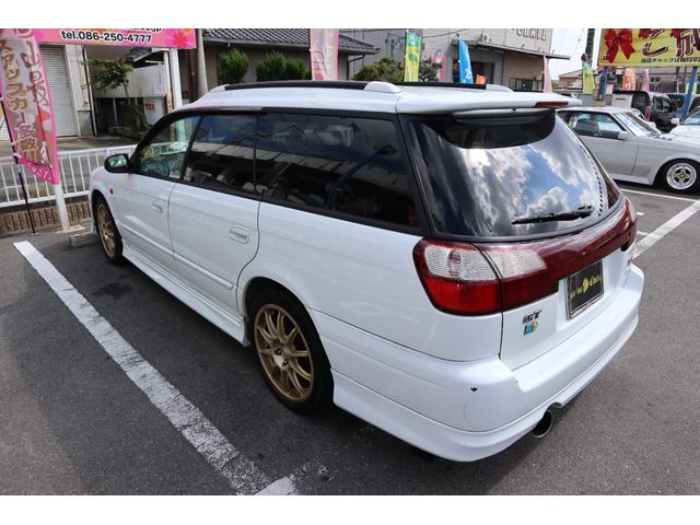 レガシィツーリングワゴン ＧＴ－Ｂ　Ｅ－ｔｕｎｅＩＩ　５ＭＴツインターボ　４ＷＤ　Ｗサンルーフ　外品フルエアロ　アイライン　ルーフレール　ＯＺＲＡＣＩＮＧ１７ＡＷ　スタッドレス　外品ショック　外マフラー　パワーシート　ナビＤＶＤ　令和４年タイベル交換済（6枚目）