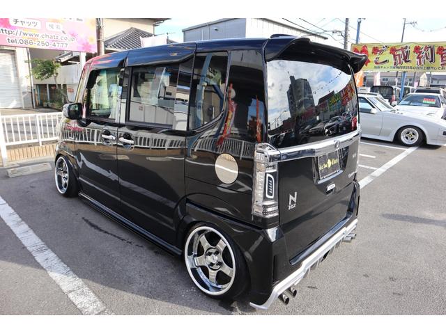 Ｎ－ＢＯＸカスタム ターボＳＳパッケージ　ターボＳＳパッケージ　ＦＲ：ケイブレイクエアロ　Ｓ：シルクブレイズエアロ　外ボンネット　グリル　ＳＳＲ１６ＡＷ　車高調　八の字　４本出しマフラー　ＥＴＣ　両ＰＳＤ　外ＬＥＤ　ナビ　Ｂｌｕｅｔｏｏｔｈ（6枚目）