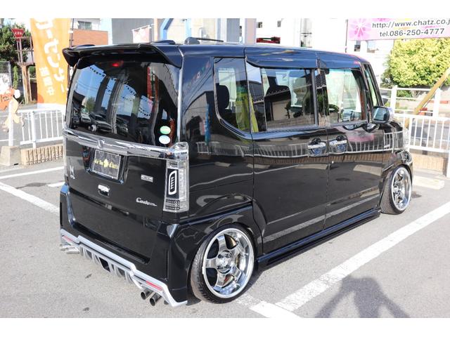 Ｎ－ＢＯＸカスタム ターボＳＳパッケージ　ターボＳＳパッケージ　ＦＲ：ケイブレイクエアロ　Ｓ：シルクブレイズエアロ　外ボンネット　グリル　ＳＳＲ１６ＡＷ　車高調　八の字　４本出しマフラー　ＥＴＣ　両ＰＳＤ　外ＬＥＤ　ナビ　Ｂｌｕｅｔｏｏｔｈ（7枚目）