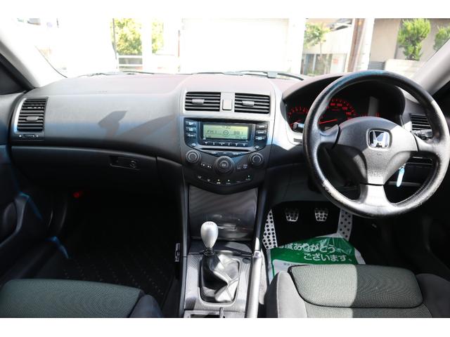アコード ユーロR 6MT i-VTEC 外品フルエアロ GTウイング 外品グリル カーボンボンネット WORK18AW COSCOフルタップ車高調 無限マフラー ETC レカロセミバケ CD再生 エアコン付 チェーン式(13枚目)