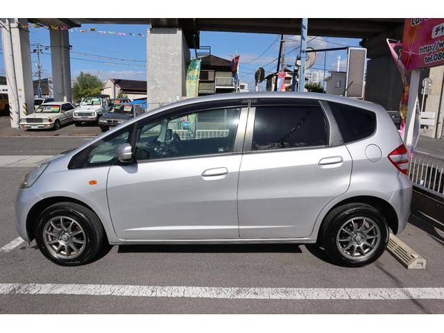 お車は見られなくても購入はできますが、現状でのお渡しをご理解できる方と致します。後付け部やパーツなど保証は一切ございません。気になる場合は動作確認してきますのでお電話でご質問下さい。動画も送れます。