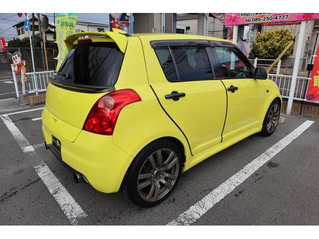 スイフト スポーツ スズキスポーツ仕様(グリル・エンブレム・ホイール・車高調・マフラー) ショーリンエアロ Rゲートガーニッシュ 純正ウイング取付サイドカバー ボンネットスポイラー トランクセンターウイング チエーン式(7枚目)