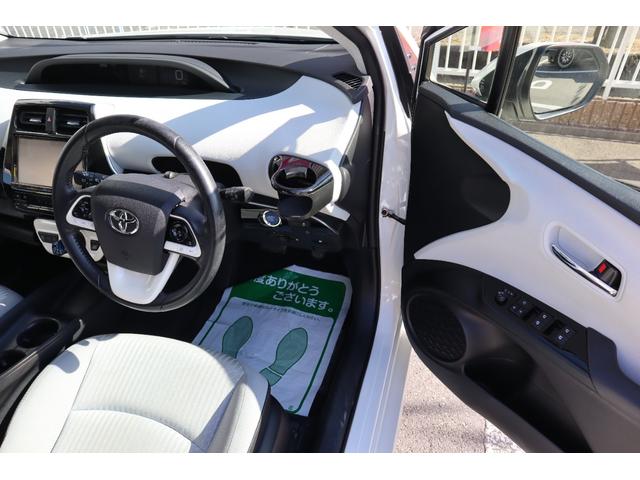 プリウス Ｓ　メモリーナビ　フルセグＴＶ　ＤＶＤ　Ｂｌｕｅｔｏｏｔｈ　ドラレコ　バックカメラ　ＥＴＣ　プリクラッシュ　クルコン　レーンキーピング　クリアランスソナー　電光プレート　Ｔチェーン式　車検令和９年９月（12枚目）