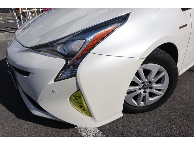 プリウス Ｓ　メモリーナビ　フルセグＴＶ　ＤＶＤ　Ｂｌｕｅｔｏｏｔｈ　ドラレコ　バックカメラ　ＥＴＣ　プリクラッシュ　クルコン　レーンキーピング　クリアランスソナー　電光プレート　Ｔチェーン式　車検令和９年９月（26枚目）