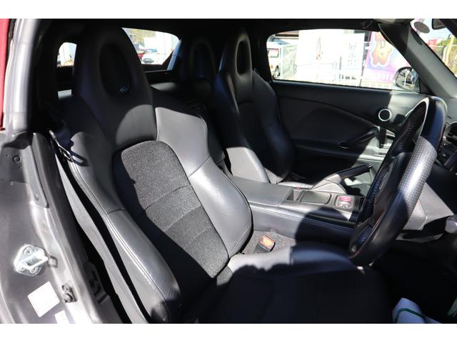 Ｓ２０００ ベースグレード　６ＭＴ　ＶＴＥＣ　電動オープン幌　ディスプレイオーディオ　Ｂｌｏｕｅｔｏｏｔｈ　ＥＴＣ　ブラックハーフレザーシート　ＨＩＤライト　キーレス　純正１６インチＡＷ　エアコン　タイミングチェーン式（11枚目）