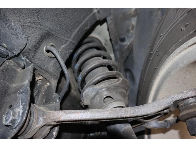 Ｓ２０００ ベースグレード　６ＭＴ　ＶＴＥＣ　電動オープン幌　ディスプレイオーディオ　Ｂｌｏｕｅｔｏｏｔｈ　ＥＴＣ　ブラックハーフレザーシート　ＨＩＤライト　キーレス　純正１６インチＡＷ　エアコン　タイミングチェーン式（23枚目）