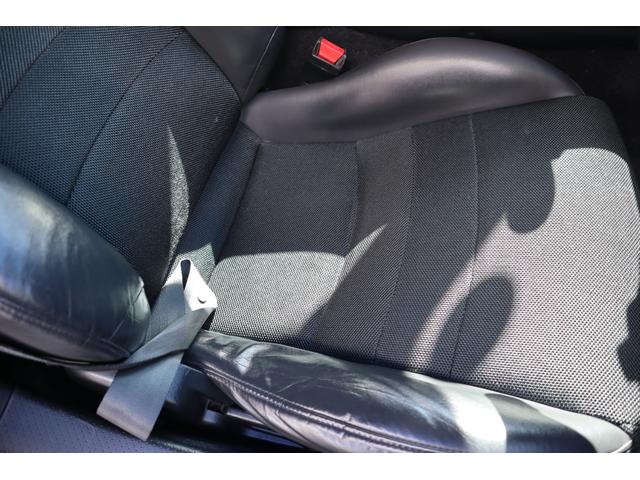 Ｓ２０００ ベースグレード　６ＭＴ　ＶＴＥＣ　電動オープン幌　ディスプレイオーディオ　Ｂｌｏｕｅｔｏｏｔｈ　ＥＴＣ　ブラックハーフレザーシート　ＨＩＤライト　キーレス　純正１６インチＡＷ　エアコン　タイミングチェーン式（32枚目）