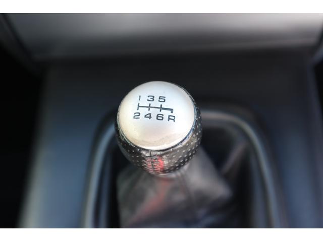 Ｓ２０００ ベースグレード　６ＭＴ　ＶＴＥＣ　電動オープン幌　ディスプレイオーディオ　Ｂｌｏｕｅｔｏｏｔｈ　ＥＴＣ　ブラックハーフレザーシート　ＨＩＤライト　キーレス　純正１６インチＡＷ　エアコン　タイミングチェーン式（37枚目）