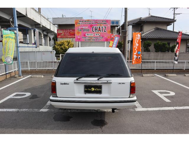 クラウンステーションワゴン スーパーデラックス　１Ｇエンジン　ベンチシート　コラム４ＭＴ　８人乗り　３列シート　ポータブルナビ　外品オーディオ　外品１４インチＡＷ　外品ショック　ＥＴＣ　キーレス　タイミングベルト交換済み　エアコン　ＰＳ　ＰＷ（8枚目）