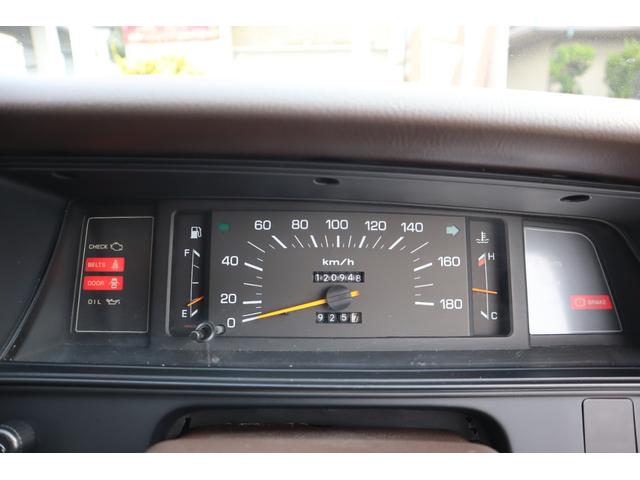 クラウンステーションワゴン スーパーデラックス　１Ｇエンジン　ベンチシート　コラム４ＭＴ　８人乗り　３列シート　ポータブルナビ　外品オーディオ　外品１４インチＡＷ　外品ショック　ＥＴＣ　キーレス　タイミングベルト交換済み　エアコン　ＰＳ　ＰＷ（18枚目）