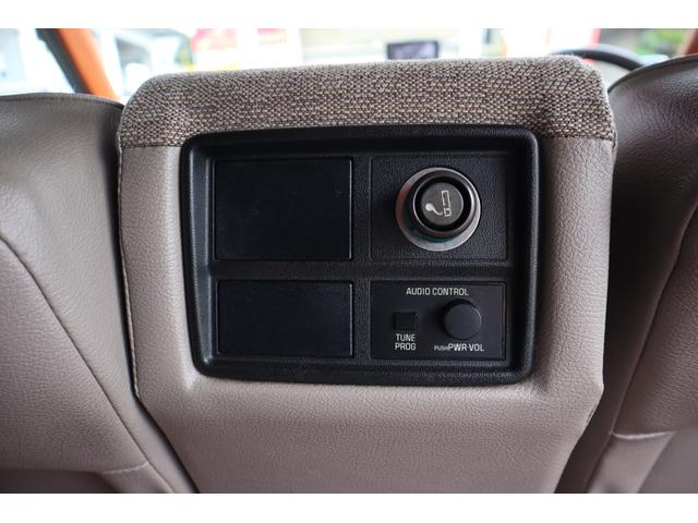 クラウンステーションワゴン スーパーデラックス　１Ｇエンジン　ベンチシート　コラム４ＭＴ　８人乗り　３列シート　ポータブルナビ　外品オーディオ　外品１４インチＡＷ　外品ショック　ＥＴＣ　キーレス　タイミングベルト交換済み　エアコン　ＰＳ　ＰＷ（37枚目）