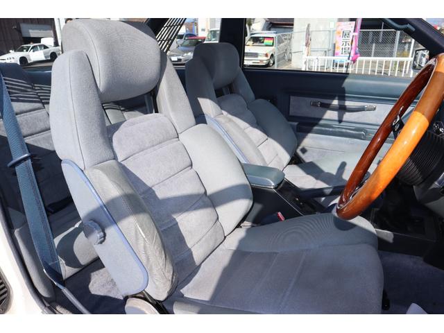 ソアラ ２．０ＧＴ　実走行５２０００ｋｍ　載せ替え５ＭＴ（動力伝達装置公認済）　エアロ　１４インチ復刻ロンシャン８Ｊアルミ　Ｆワンオフ車高調　昭和ＧＰマフラー　外品ハンドル　オートエアコン　ＰＳ　ＰＷ　車検Ｒ９．６まで（13枚目）