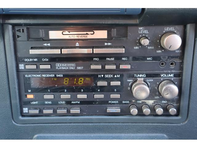 ソアラ ２．０ＧＴ　実走行５２０００ｋｍ　載せ替え５ＭＴ（動力伝達装置公認済）　エアロ　１４インチ復刻ロンシャン８Ｊアルミ　Ｆワンオフ車高調　昭和ＧＰマフラー　外品ハンドル　オートエアコン　ＰＳ　ＰＷ　車検Ｒ９．６まで（17枚目）