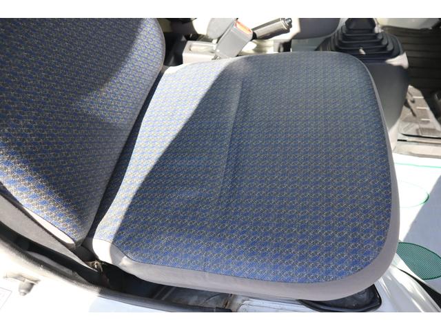 アクティトラック ＳＤＸ　ワンオーナー　５ＭＴ　実走行５１０００ｋｍ　三方開　荷台ランプ　エアコン　パワステ　エアバック　純正１２インチＡＷ（31枚目）