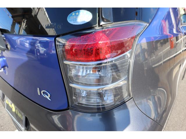 iQ 130G レザーパッケージ・グランブルー KENWOODナビ DVD Bluetooth フルセグTV ハーフレザーシート ドラレコ フォグライト 純正マフラー ESC AUTOエアコン 純16インチAW オートライト キーレス Tチェーン式(23枚目)