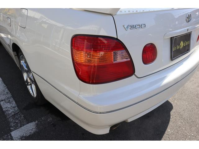 アリスト Ｖ３００ベルテックスエディション　ワンオーナー　実走行６５０００ｋｍ　ツインターボ　外品ロックフォードフォズゲートスピーカー・ウーファー　純正アルミ　クルコン　キーレス　パワーシート　ＣＤ再生　エアコン　オートライト　フォグライト（27枚目）