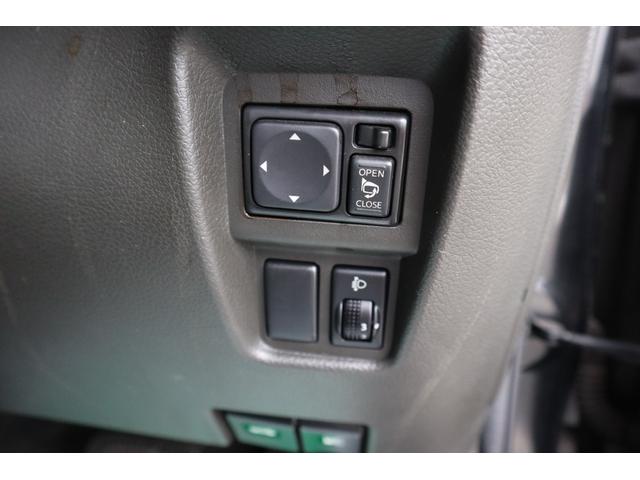 キューブ 15X Mセレクション 外品Fリップ 外品17インチAW 外品マフラー HDDナビ CD・DVD再生 ETC フル装備 エアバック ABS スマートキー 電格ミラー フォグライト タイミングチェーン式(26枚目)