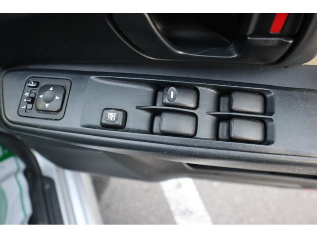 パジェロイオ アクティブフィールドエディション１．８　フルタイム４ＷＤ　メモリーナビ　フルセグＴＶ　ＣＤ・ＤＶＤ　Ｂｌｕｅｔｏｏｔｈ　バックカメラ　ＥＴＣ　ＡＵＴＯエアコン　純正１６インチＡＷ　キーレス　フォグ　ＴＶキャンセラー（32枚目）